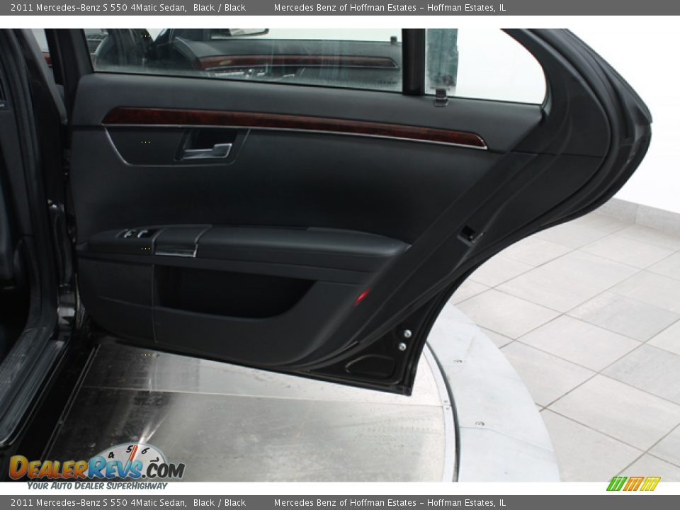 2011 Mercedes-Benz S 550 4Matic Sedan Black / Black Photo #14
