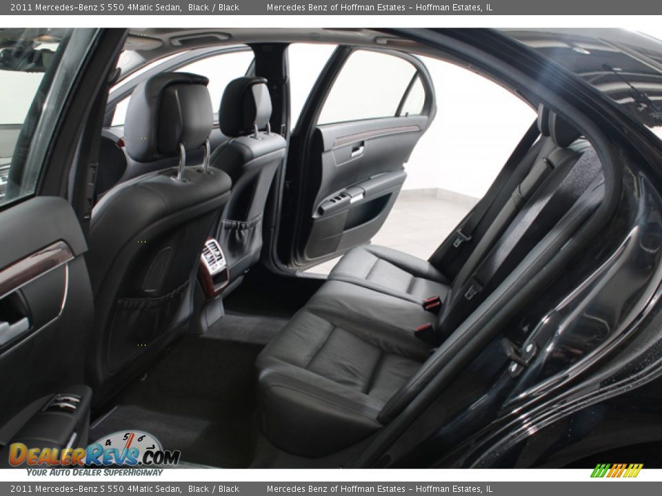 2011 Mercedes-Benz S 550 4Matic Sedan Black / Black Photo #19