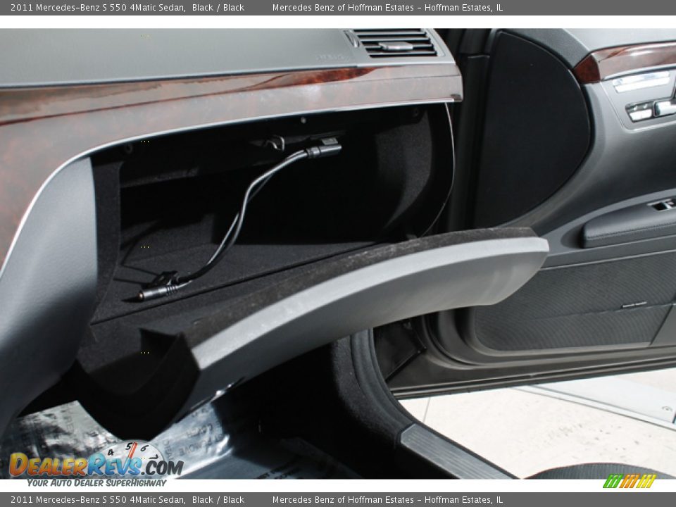 2011 Mercedes-Benz S 550 4Matic Sedan Black / Black Photo #20