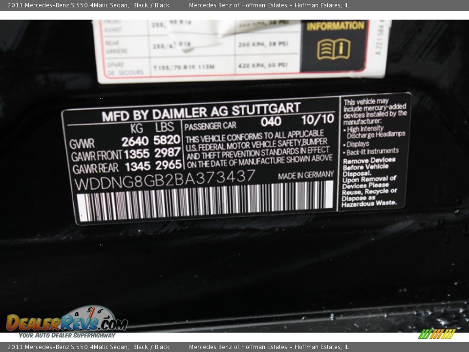 2011 Mercedes-Benz S 550 4Matic Sedan Black / Black Photo #31