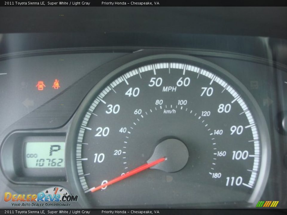 2011 Toyota Sienna LE Super White / Light Gray Photo #22