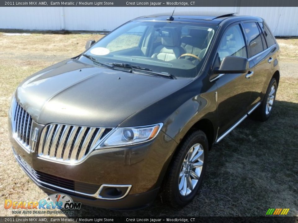 Front 3/4 View of 2011 Lincoln MKX AWD Photo #1