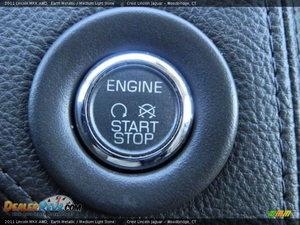 Controls of 2011 Lincoln MKX AWD Photo #15