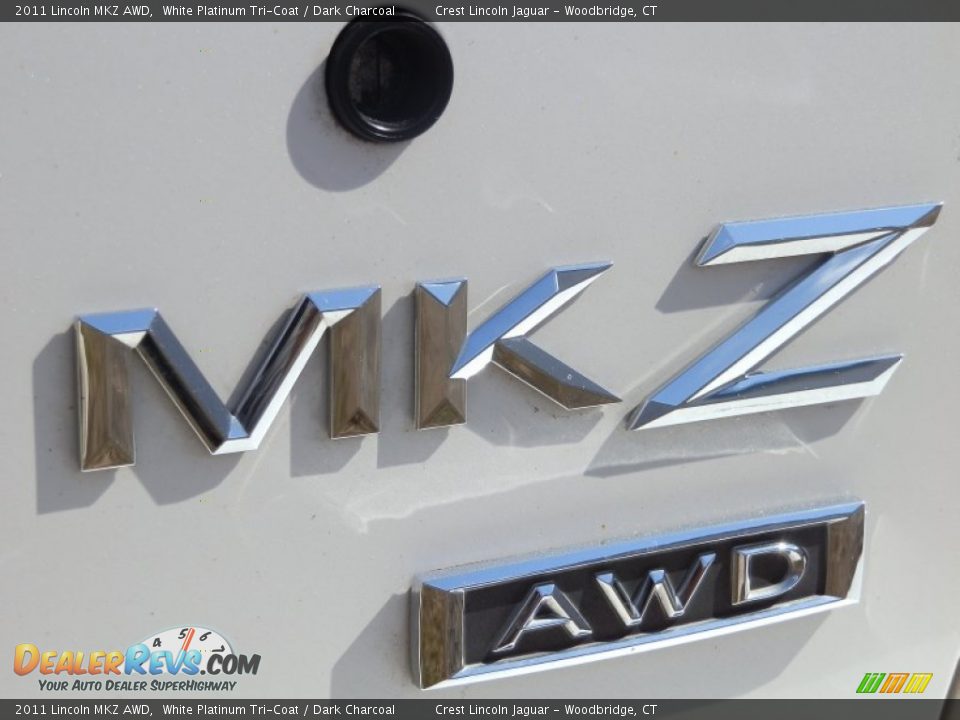 2011 Lincoln MKZ AWD White Platinum Tri-Coat / Dark Charcoal Photo #5