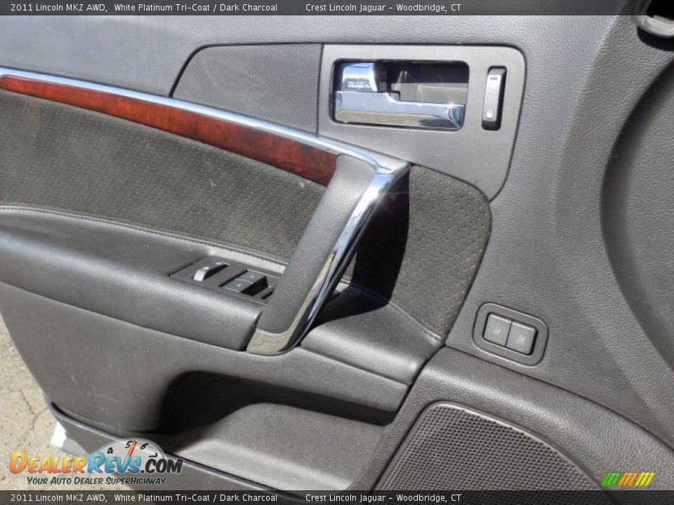 2011 Lincoln MKZ AWD White Platinum Tri-Coat / Dark Charcoal Photo #10