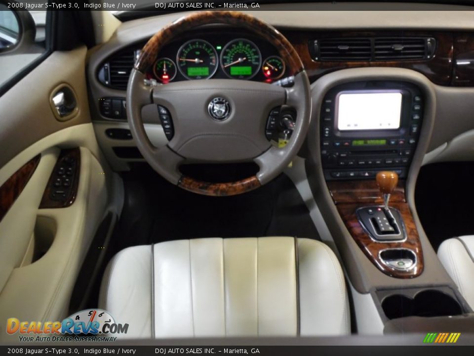 Dashboard of 2008 Jaguar S-Type 3.0 Photo #7