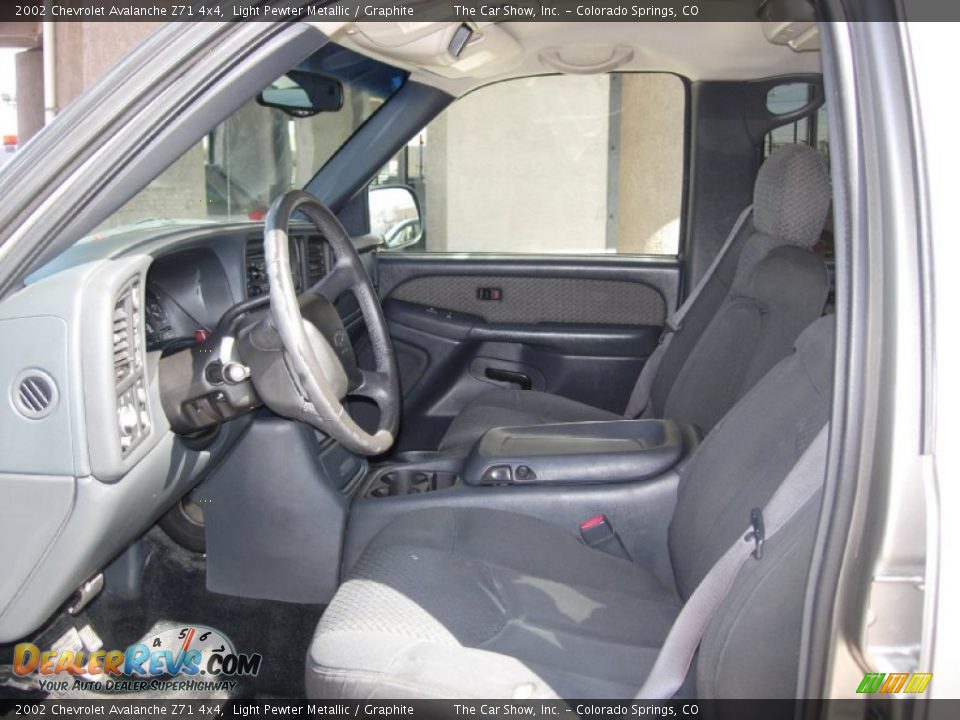 2002 Chevrolet Avalanche Z71 4x4 Light Pewter Metallic / Graphite Photo #4