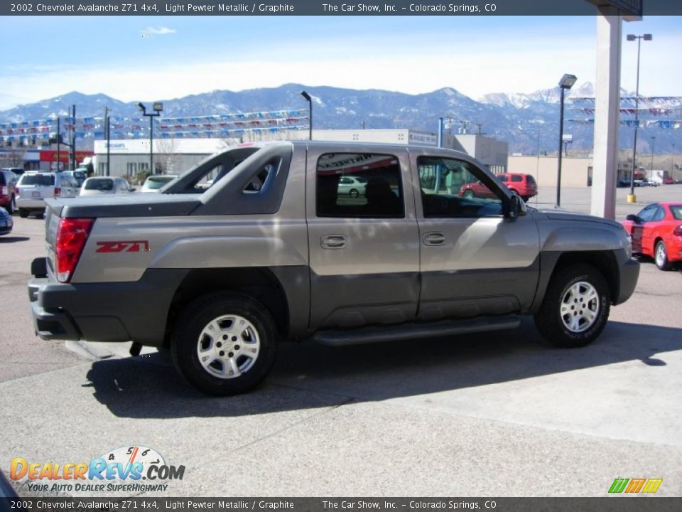2002 Chevrolet Avalanche Z71 4x4 Light Pewter Metallic / Graphite Photo #12