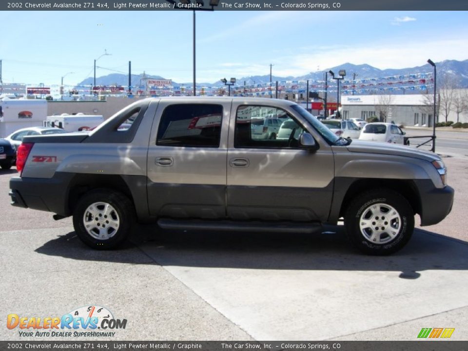 2002 Chevrolet Avalanche Z71 4x4 Light Pewter Metallic / Graphite Photo #13