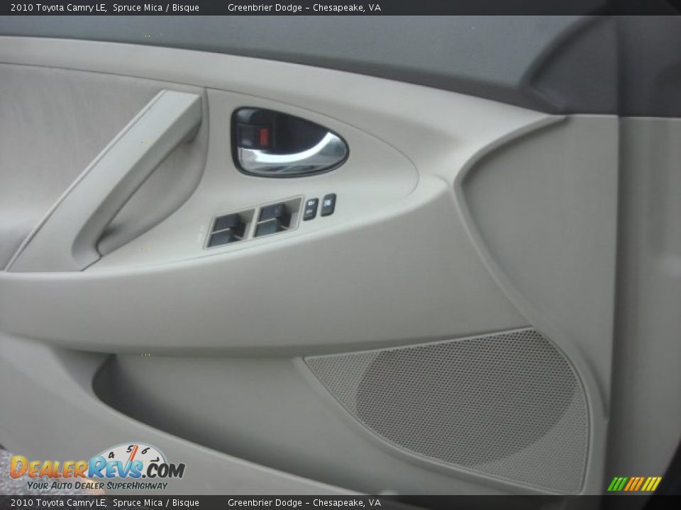 2010 Toyota Camry LE Spruce Mica / Bisque Photo #18