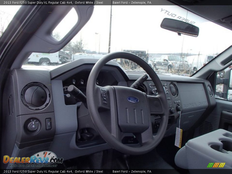 2013 Ford F250 Super Duty XL Regular Cab 4x4 Oxford White / Steel Photo #10