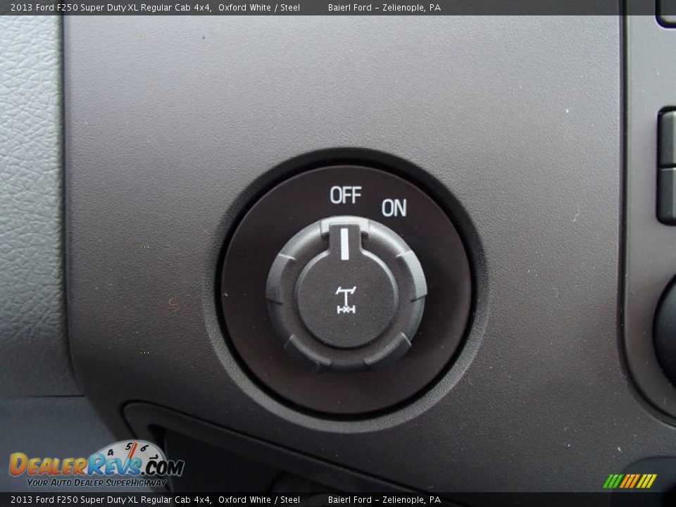 Controls of 2013 Ford F250 Super Duty XL Regular Cab 4x4 Photo #16