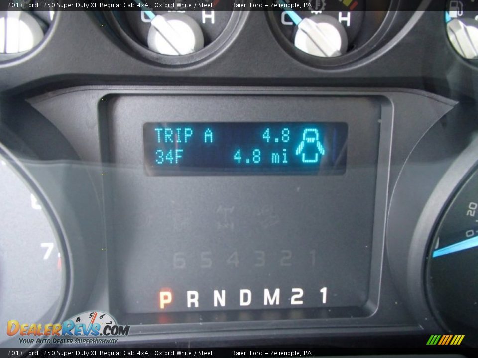 2013 Ford F250 Super Duty XL Regular Cab 4x4 Oxford White / Steel Photo #19