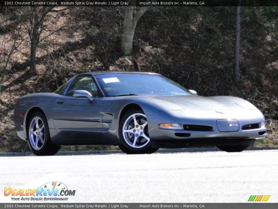 2003 Chevrolet Corvette Coupe Medium Spiral Gray Metallic / Light Gray Photo #6