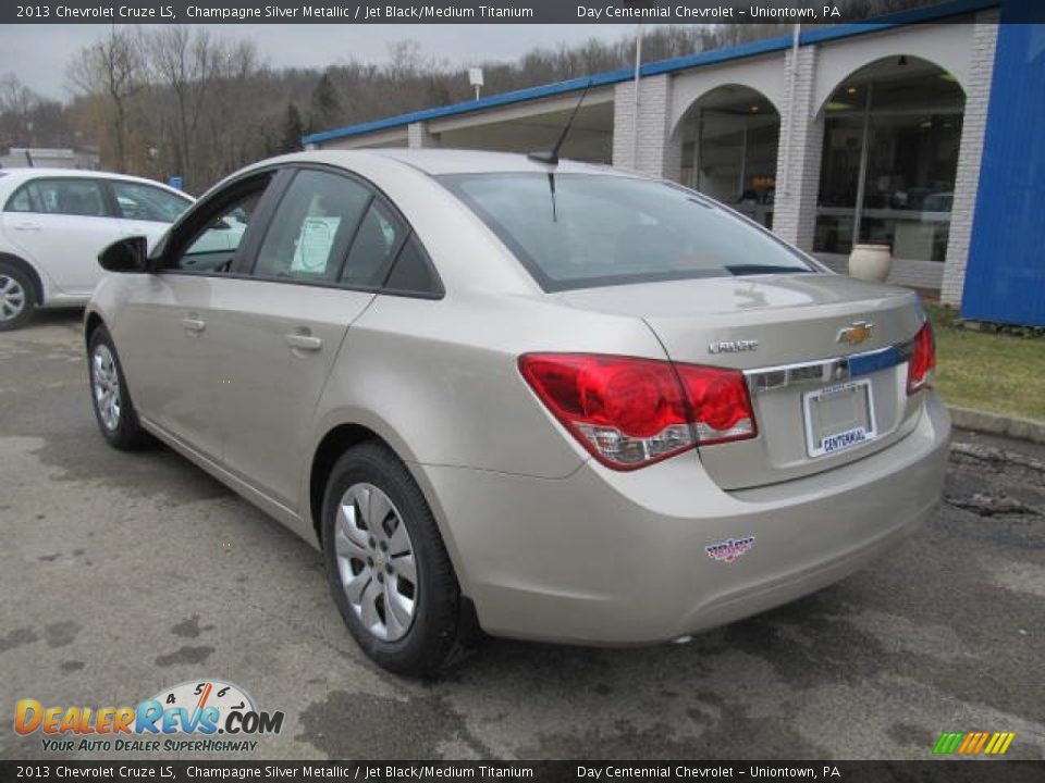 2013 Chevrolet Cruze LS Champagne Silver Metallic / Jet Black/Medium Titanium Photo #4