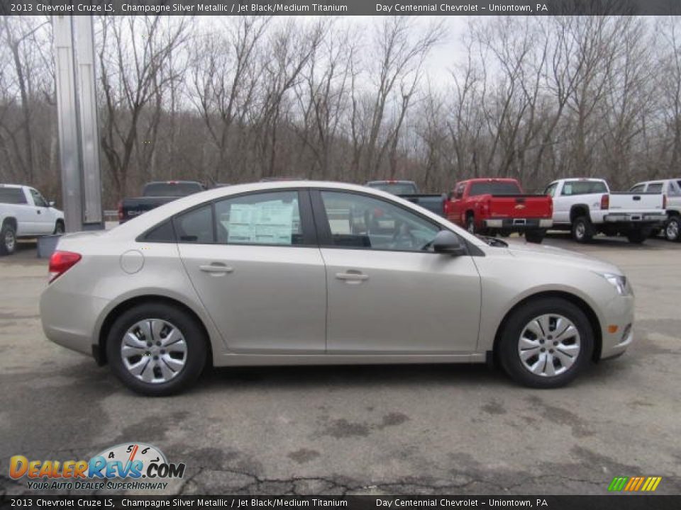 2013 Chevrolet Cruze LS Champagne Silver Metallic / Jet Black/Medium Titanium Photo #7