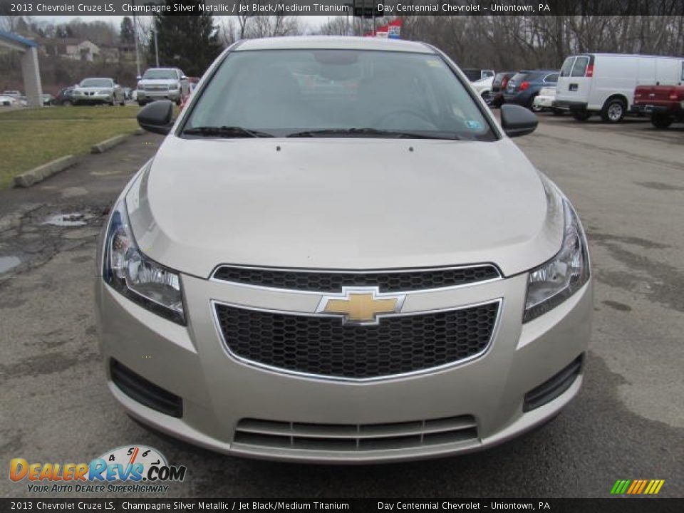 2013 Chevrolet Cruze LS Champagne Silver Metallic / Jet Black/Medium Titanium Photo #11