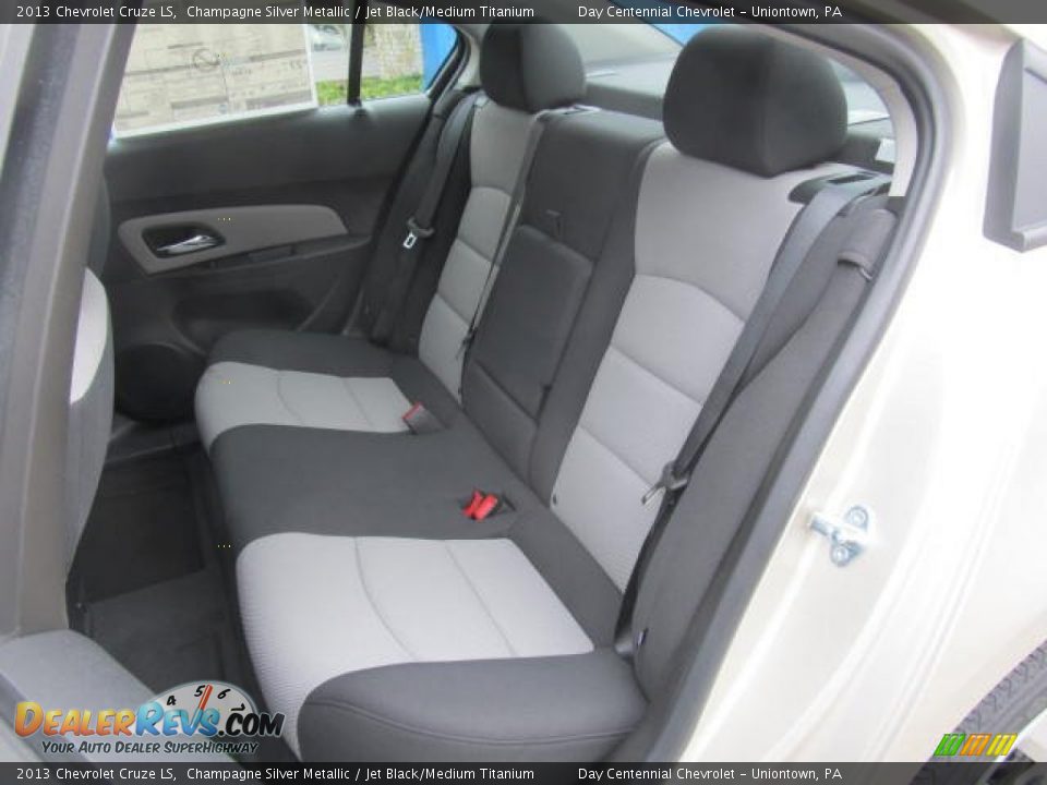 2013 Chevrolet Cruze LS Champagne Silver Metallic / Jet Black/Medium Titanium Photo #14