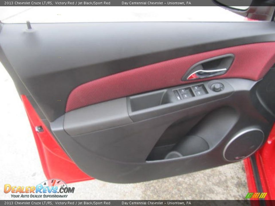 Door Panel of 2013 Chevrolet Cruze LT/RS Photo #12