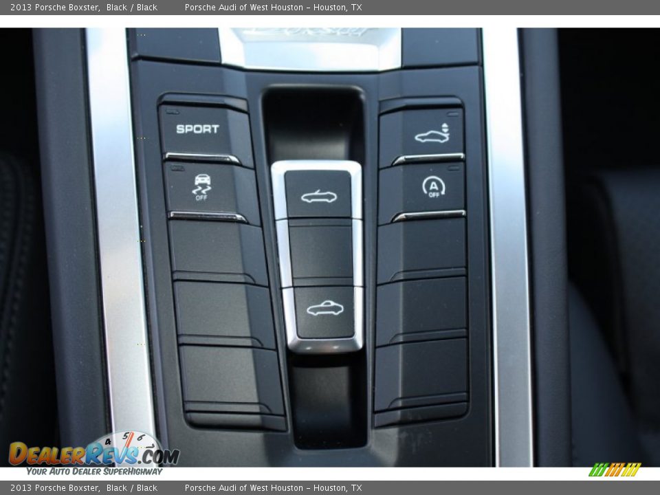 Controls of 2013 Porsche Boxster  Photo #25
