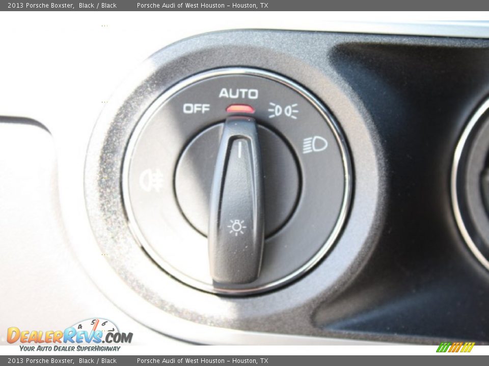 Controls of 2013 Porsche Boxster  Photo #29