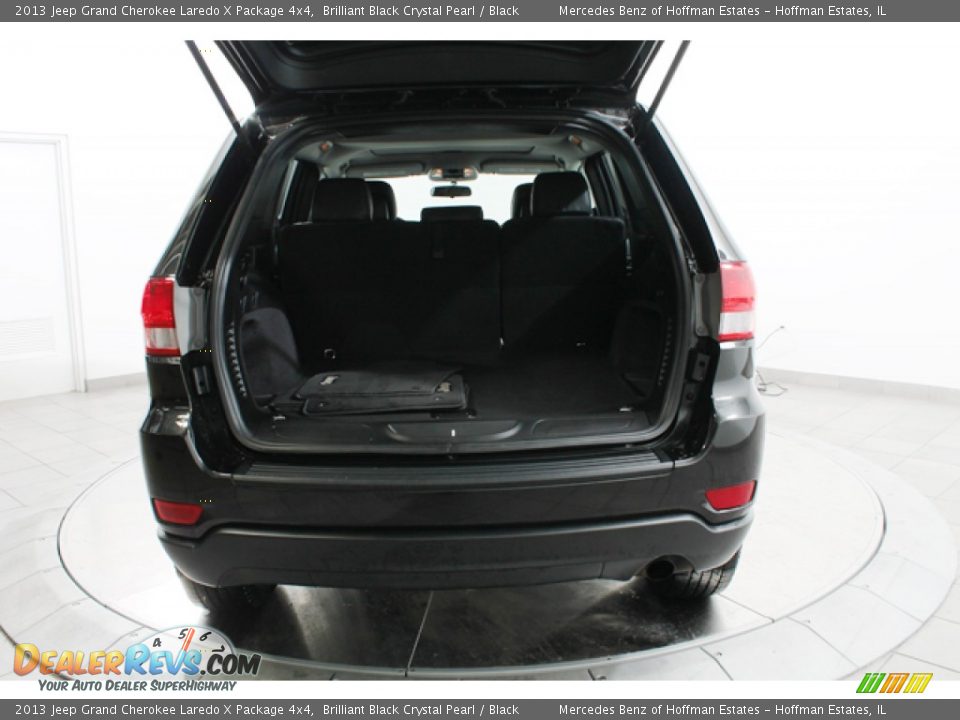 2013 Jeep Grand Cherokee Laredo X Package 4x4 Brilliant Black Crystal Pearl / Black Photo #22