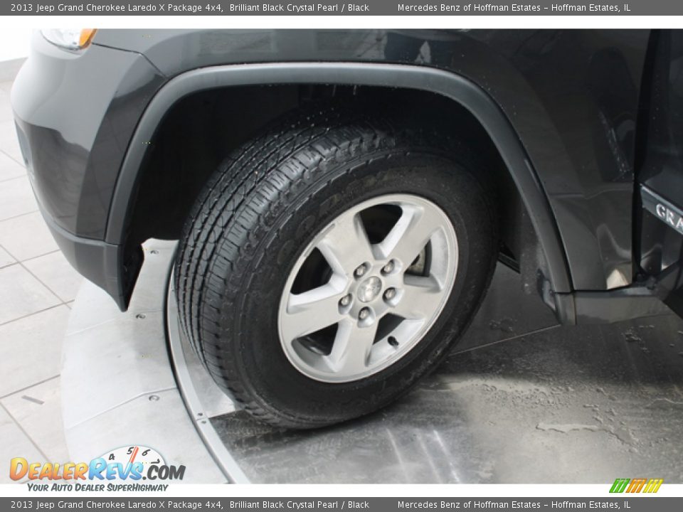 2013 Jeep Grand Cherokee Laredo X Package 4x4 Brilliant Black Crystal Pearl / Black Photo #26