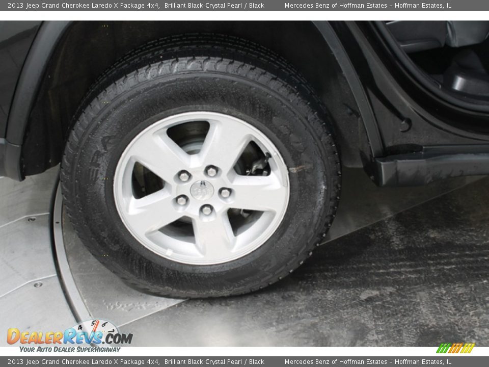 2013 Jeep Grand Cherokee Laredo X Package 4x4 Brilliant Black Crystal Pearl / Black Photo #28