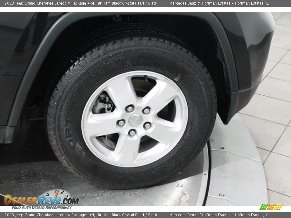 2013 Jeep Grand Cherokee Laredo X Package 4x4 Brilliant Black Crystal Pearl / Black Photo #30