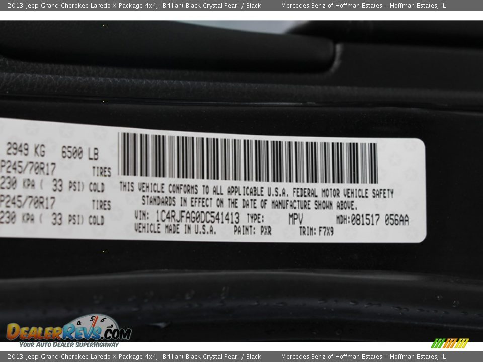 2013 Jeep Grand Cherokee Laredo X Package 4x4 Brilliant Black Crystal Pearl / Black Photo #31