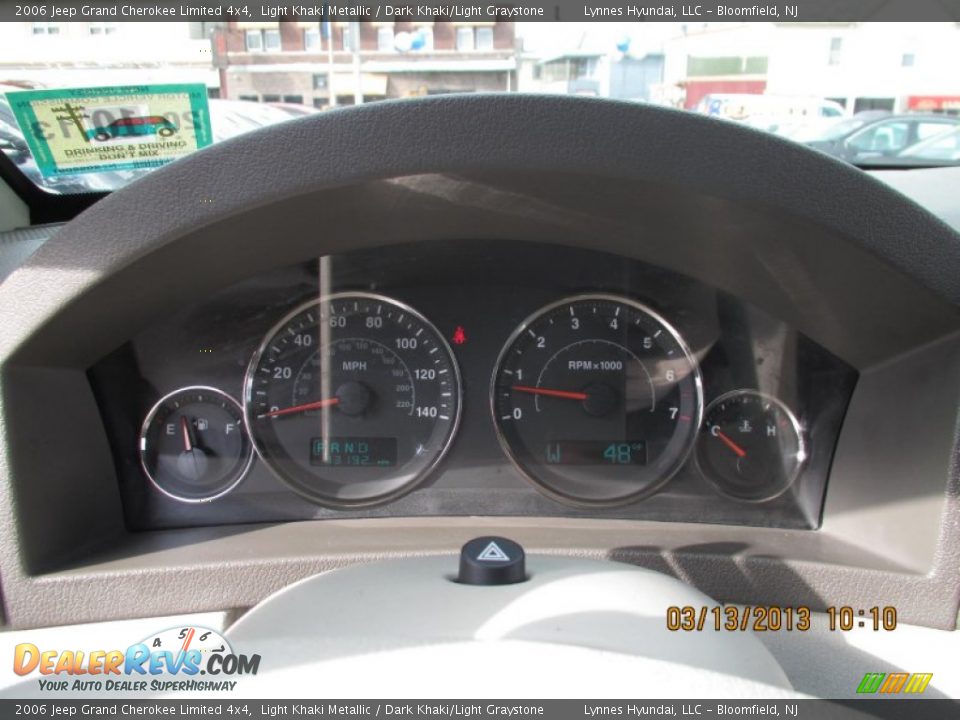 2006 Jeep Grand Cherokee Limited 4x4 Light Khaki Metallic / Dark Khaki/Light Graystone Photo #10