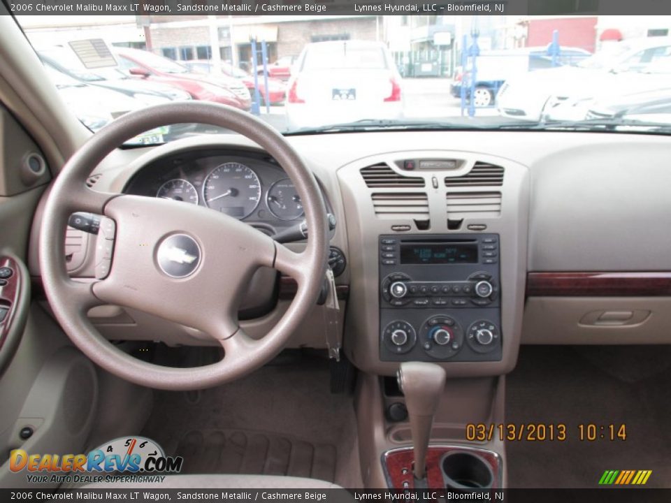 2006 Chevrolet Malibu Maxx LT Wagon Sandstone Metallic / Cashmere Beige Photo #7