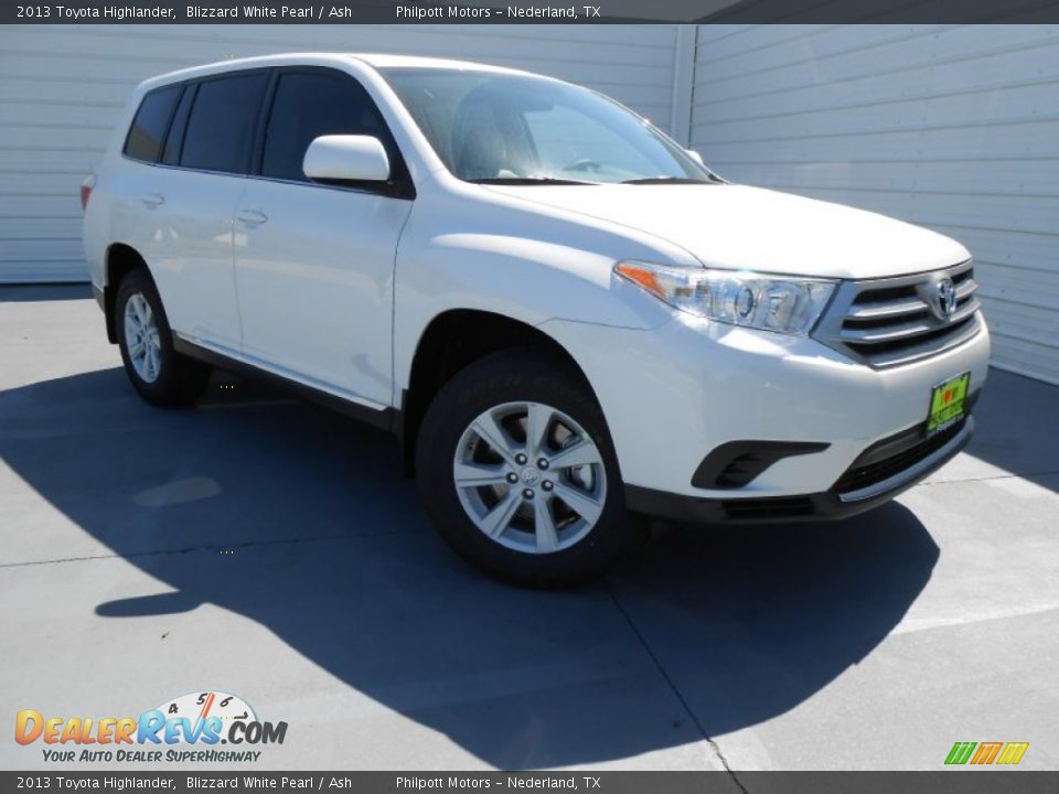 2013 Toyota Highlander Blizzard White Pearl / Ash Photo #1