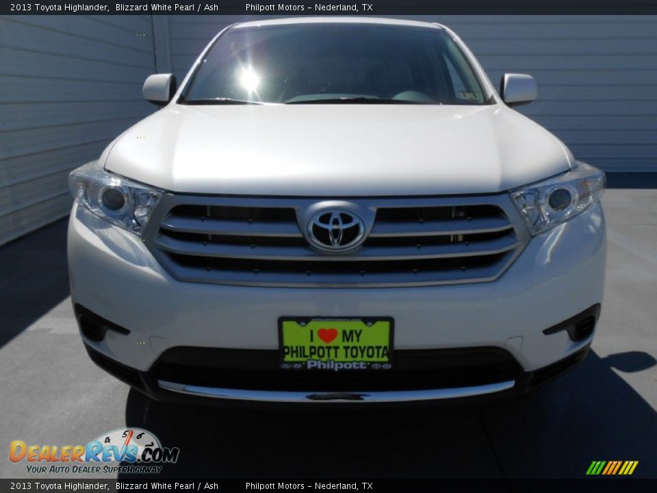 2013 Toyota Highlander Blizzard White Pearl / Ash Photo #8