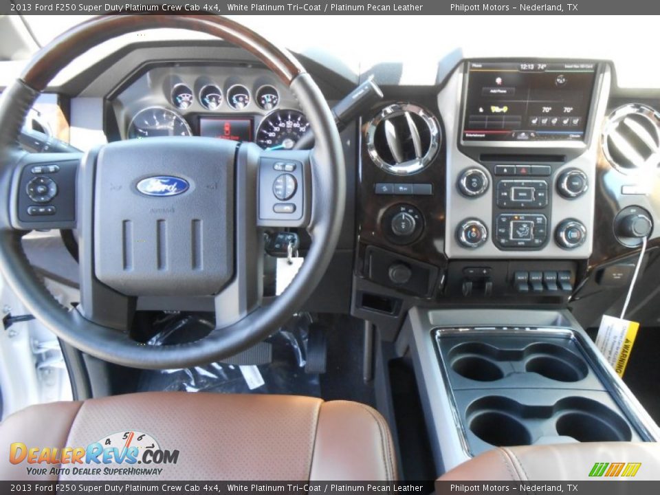 Dashboard of 2013 Ford F250 Super Duty Platinum Crew Cab 4x4 Photo #30