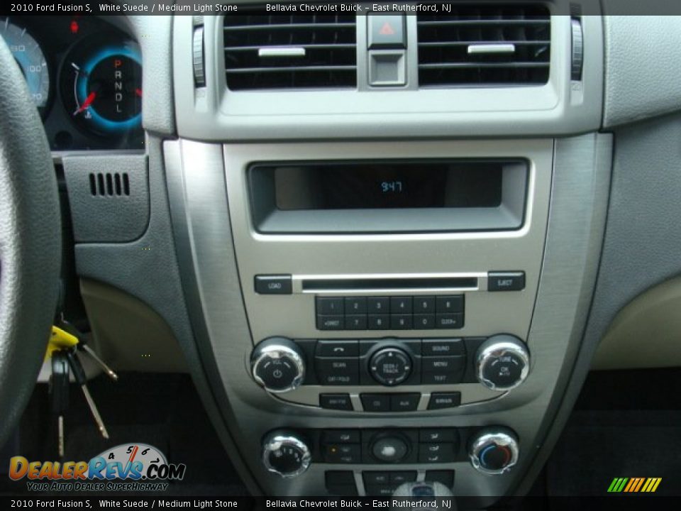 2010 Ford Fusion S White Suede / Medium Light Stone Photo #11