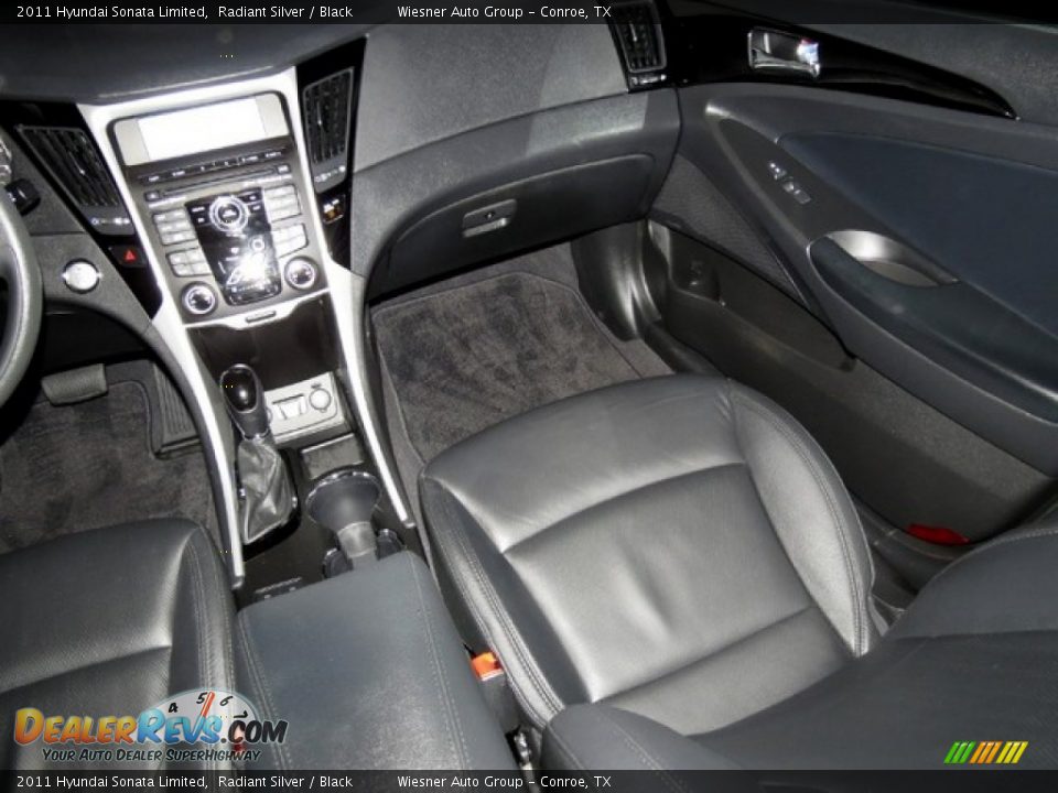 2011 Hyundai Sonata Limited Radiant Silver / Black Photo #21