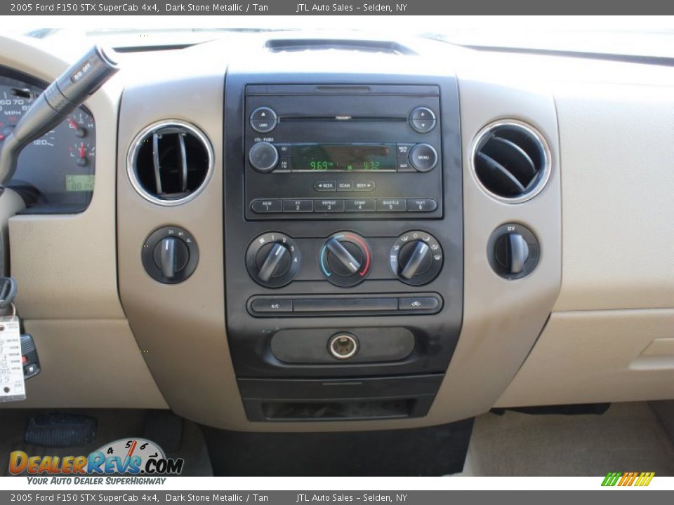 2005 Ford F150 STX SuperCab 4x4 Dark Stone Metallic / Tan Photo #13