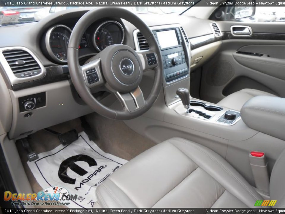 Dark Graystone/Medium Graystone Interior - 2011 Jeep Grand Cherokee Laredo X Package 4x4 Photo #9