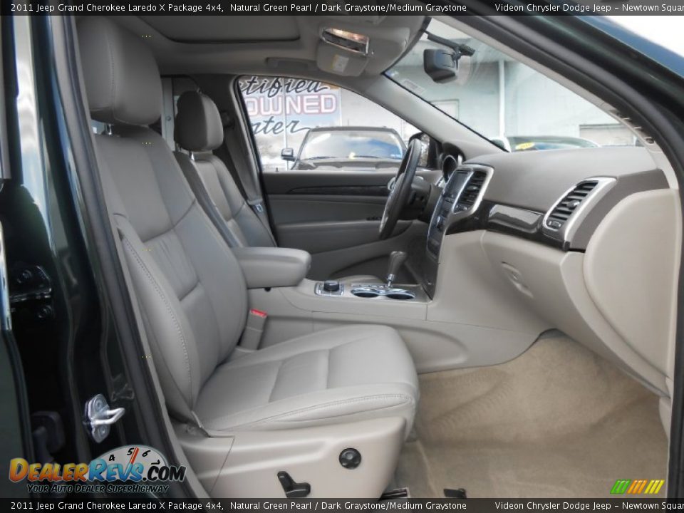 2011 Jeep Grand Cherokee Laredo X Package 4x4 Natural Green Pearl / Dark Graystone/Medium Graystone Photo #14