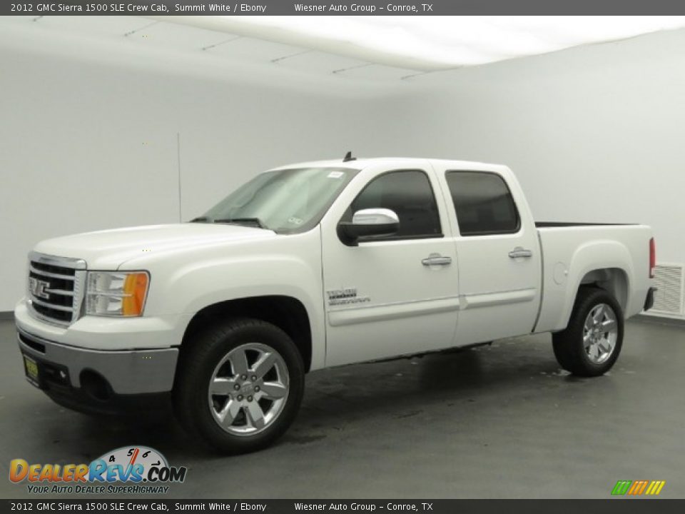 Front 3/4 View of 2012 GMC Sierra 1500 SLE Crew Cab Photo #1