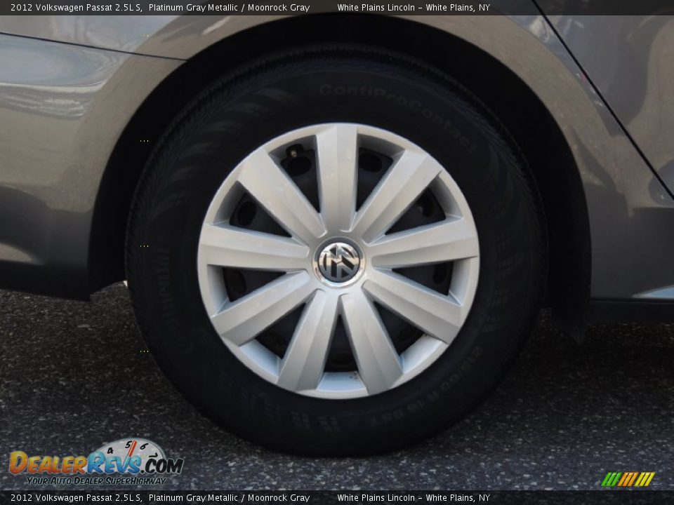 2012 Volkswagen Passat 2.5L S Platinum Gray Metallic / Moonrock Gray Photo #6