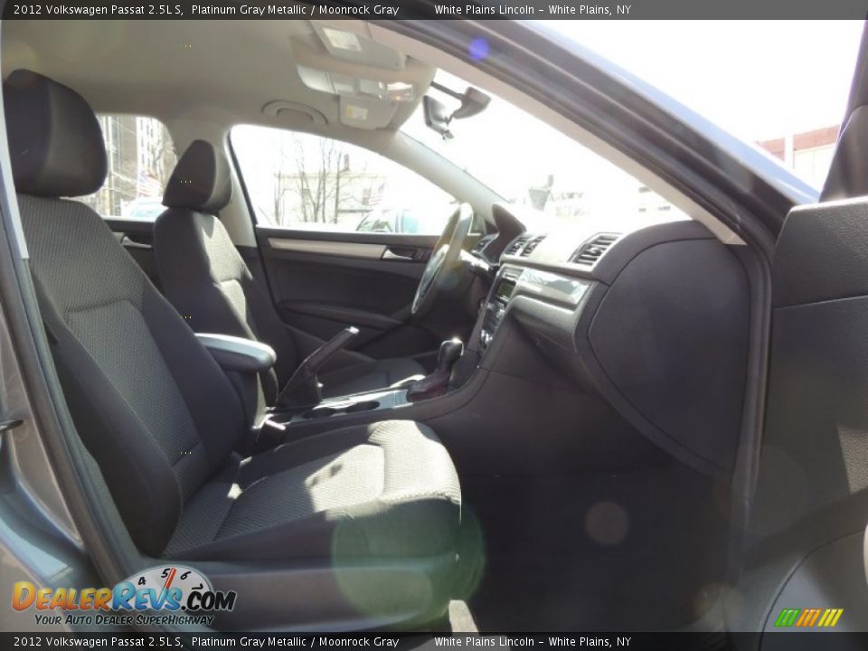 2012 Volkswagen Passat 2.5L S Platinum Gray Metallic / Moonrock Gray Photo #13