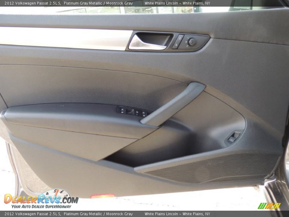 2012 Volkswagen Passat 2.5L S Platinum Gray Metallic / Moonrock Gray Photo #14