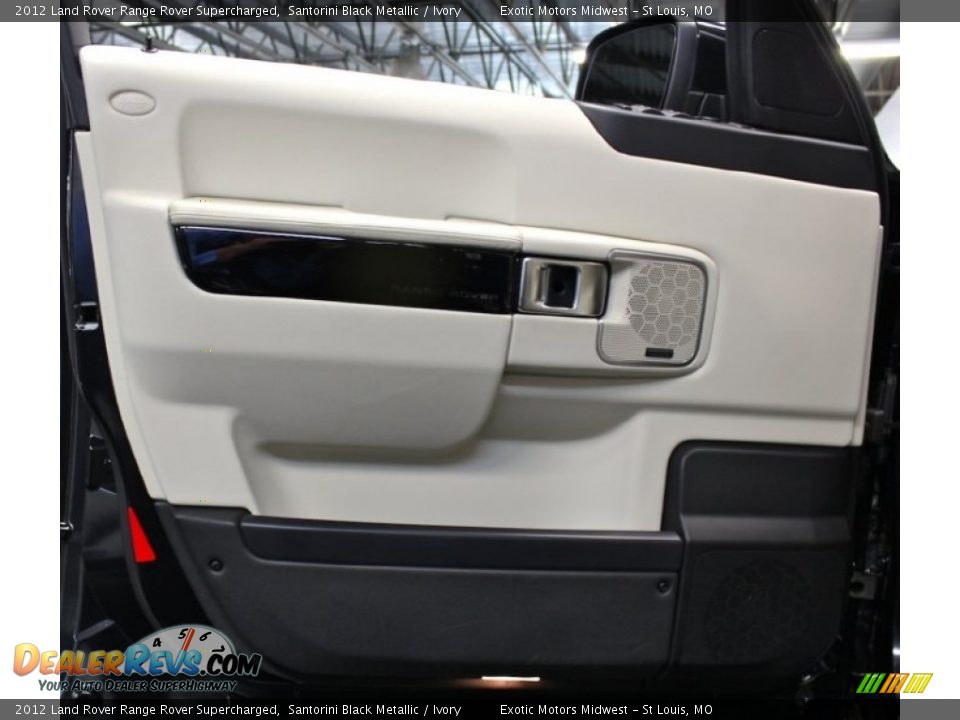 Door Panel of 2012 Land Rover Range Rover Supercharged Photo #27