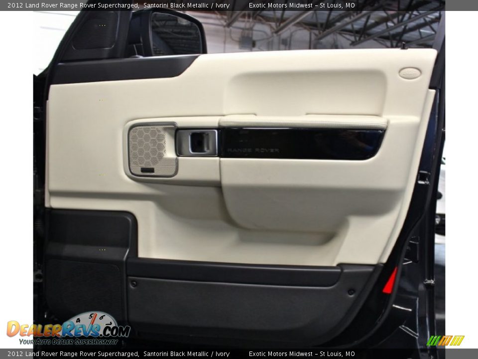 Door Panel of 2012 Land Rover Range Rover Supercharged Photo #28