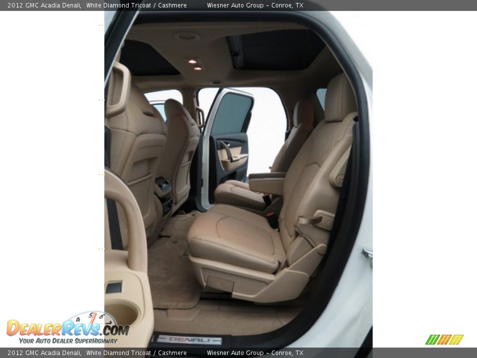 2012 GMC Acadia Denali White Diamond Tricoat / Cashmere Photo #17