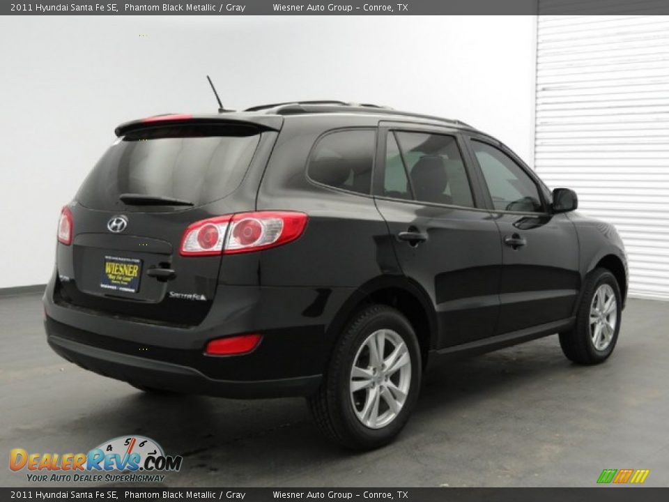 2011 Hyundai Santa Fe SE Phantom Black Metallic / Gray Photo #5