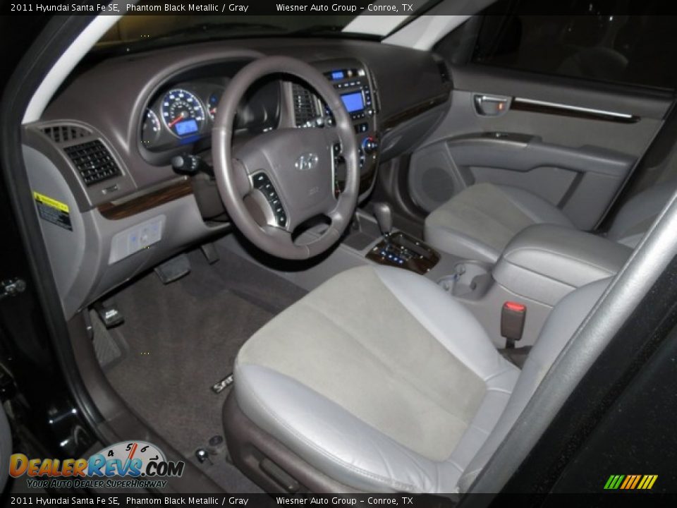 2011 Hyundai Santa Fe SE Phantom Black Metallic / Gray Photo #18