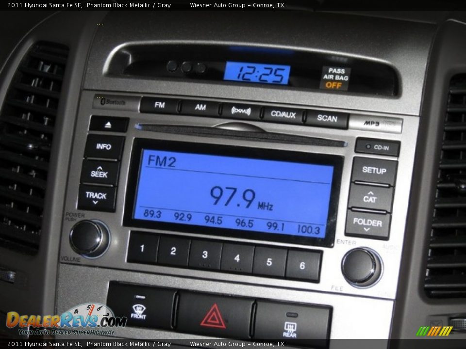2011 Hyundai Santa Fe SE Phantom Black Metallic / Gray Photo #24